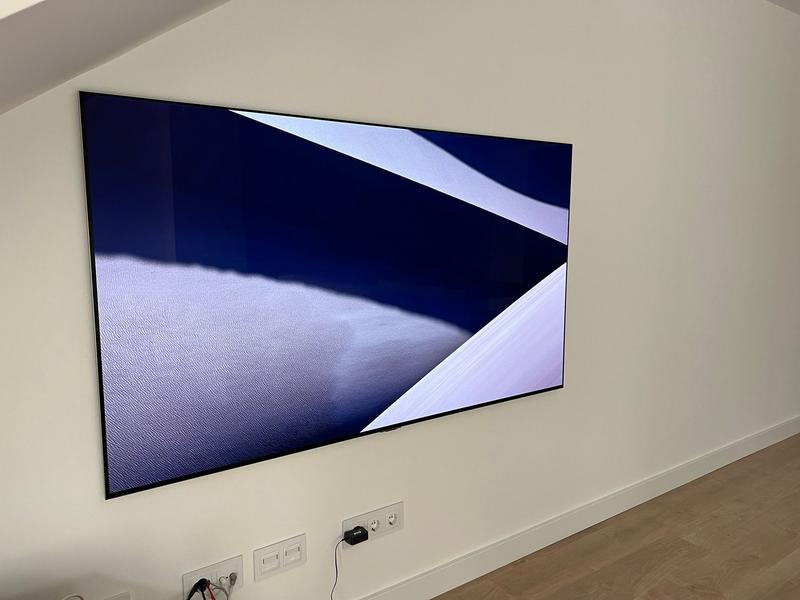 LG OLED GX, un televisor que luce como una obra de arte