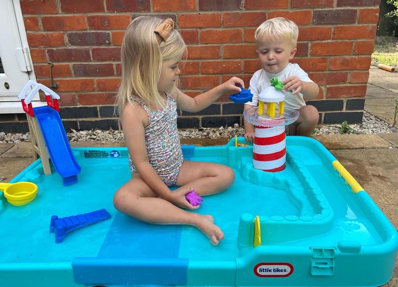 Splash Beach™ - Official Little Tikes