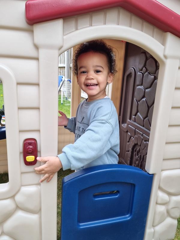 Little tikes playhouse picnic on the patio deals