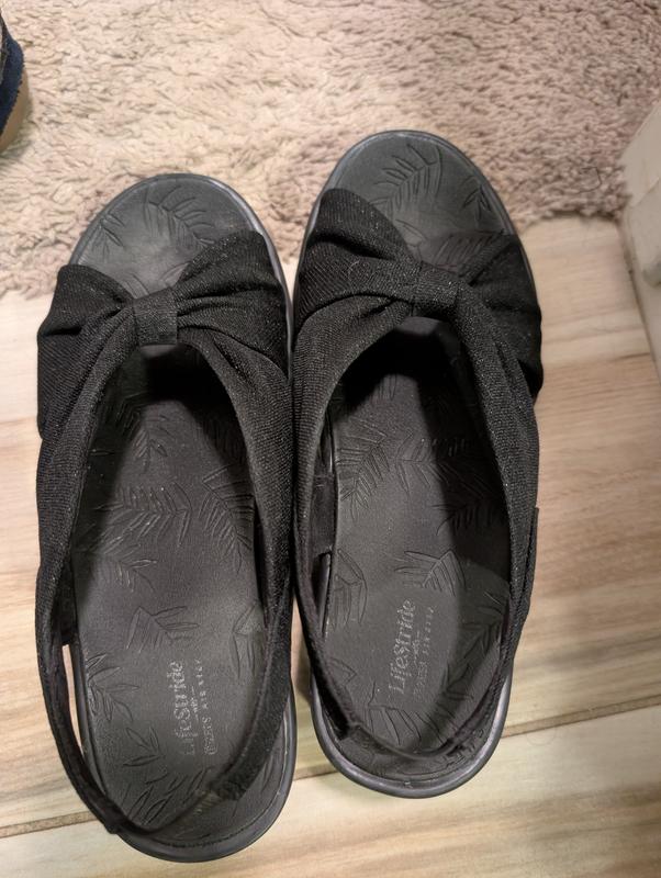 Review Thumbnail Image 0 379874882