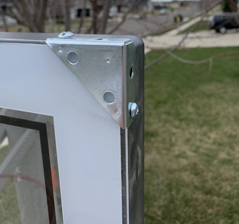 Added corner brackets myself