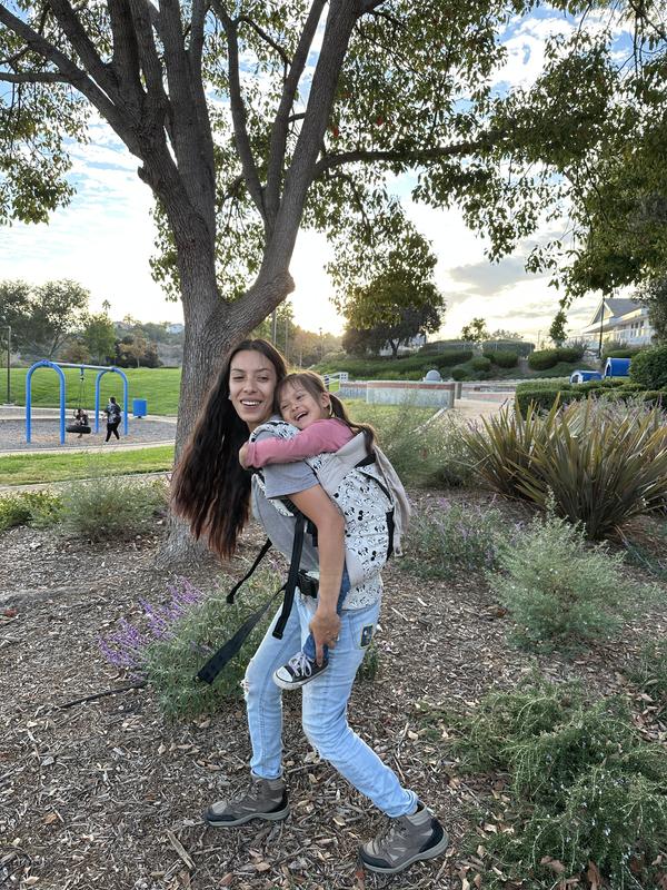 Review Thumbnail Image 0 259834690