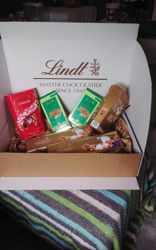 Lindt Dubai Style Chocolate Bar 145g Buy Online | Lindt Shop UK