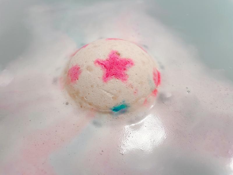 アメリカン・クリーム ボム | LUSH