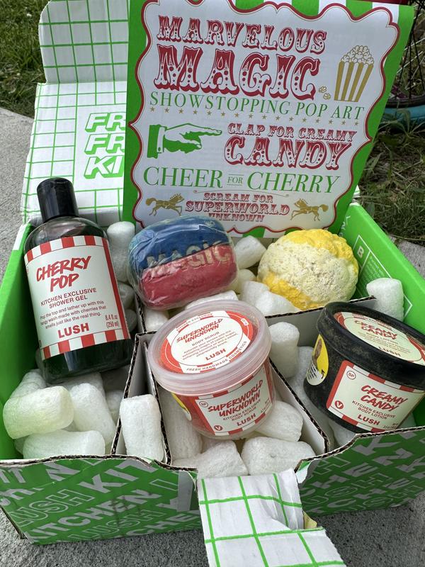 LUSH サブスク　シャワーBOX Lush Kitchen Bath & Shower Subscription Unboxing! MARCH 2025
