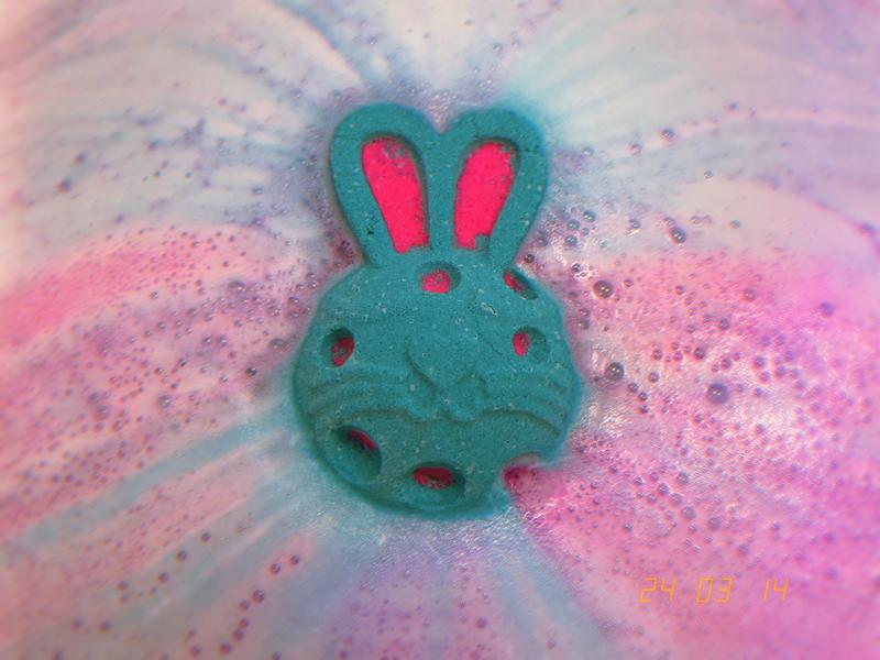 バニームーン ボム バスボム | LUSH