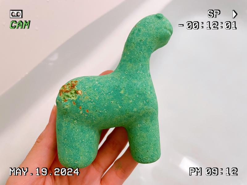 ダイナソー バスボム | LUSH