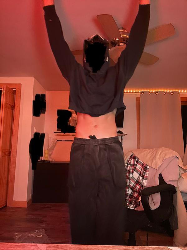 Review Thumbnail Image 3 372093674