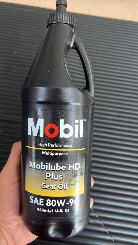 Mobilube HD Plus 80W-90 gear oil | Mobil™