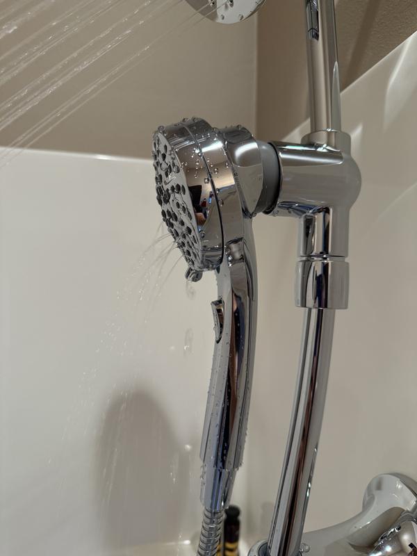 Leaking shower head when in “pause”