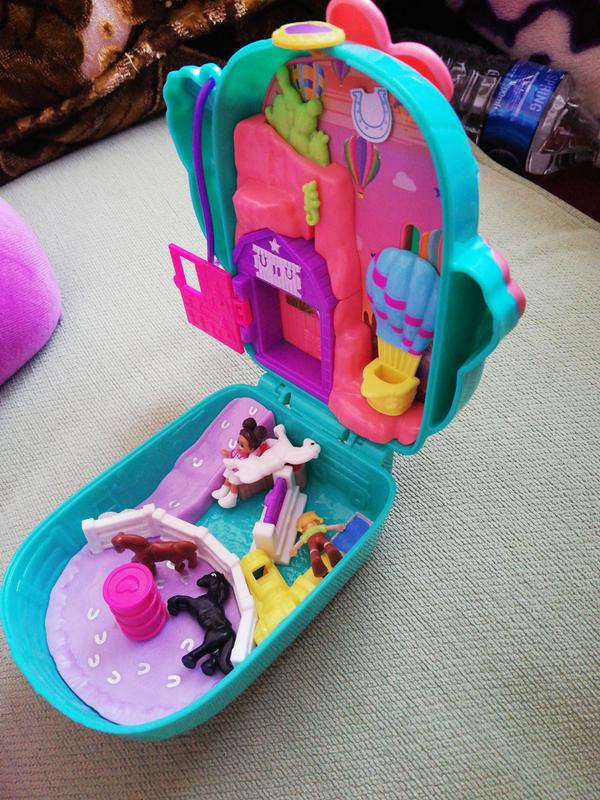 Polly Pocket Pocket World Cactus Cowgirl Ranch Compact with Fun Reveals,  Micro Polly and Shani Dolls, 2 Horse Figures and Sticker Sheet; for Ages 4  and Up, Playsets -  Canada