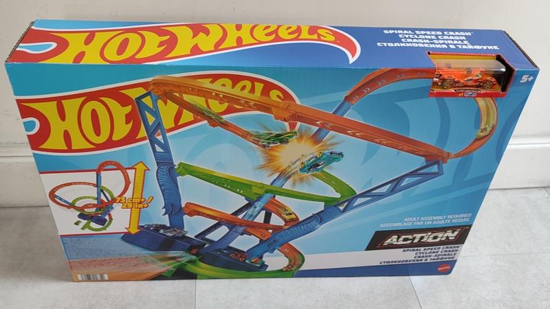 Hot Wheels Track Set, Spiral Speed Crash with Car