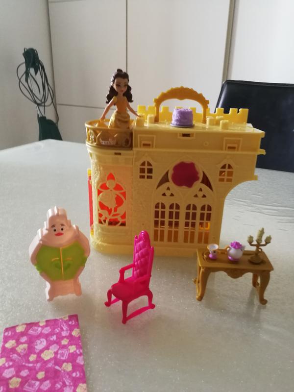 Disney Princess - Set Componibili Il Castello di Belle, playset  trasportabile con bambola Belle, 4 amici e tanti accessori, giocattolo per  bambini, 3+ anni, HPL52 : : Giochi e giocattoli