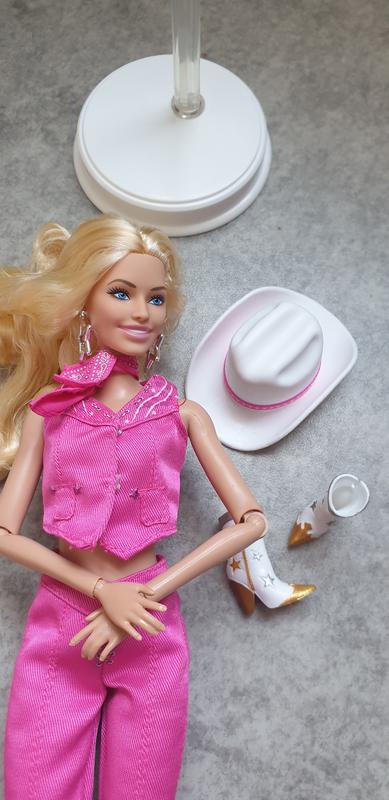 Il nuovo film di Barbie rilancerà l'estetica western?