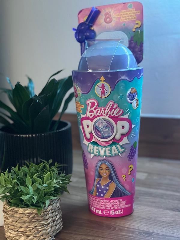 Barbie Pop Reveal Serie Frutta Bambola spuma d'uva, 8 sorprese tra cui  cucciolo, Slime, profumo ed effetto cambia colore, HNW44