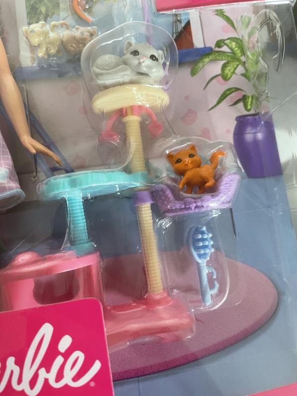 Barbie - Coffret Barbie et ses Chats - Poupée Mannequin - 3 ans et +, HHB70
