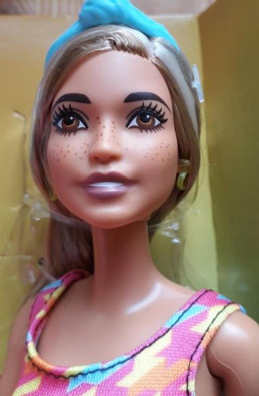 Barbie Bambola Totally Hair con accessori per lo styling