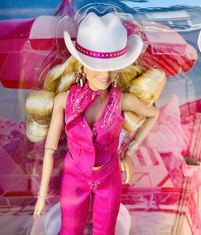 Barbie Poupée à Collectionner Signature Du Film En Tenue De Cow-boy Ken  Gris