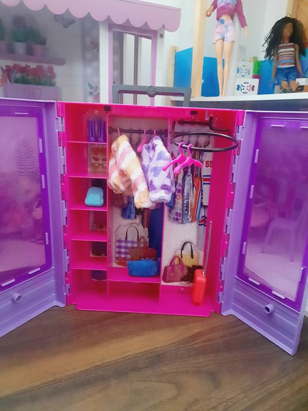 Armadio della moda di Barbie