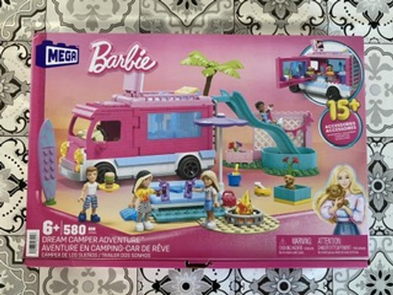  MEGA Barbie Car Building Toys Playset, Dream Camper Adventure  with 580 pieces, 4 Micro-Dolls and Accessories, Pink, for Kids Age 6+ Years  : Toys & Games