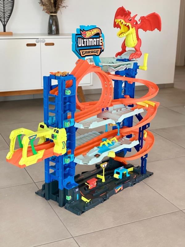 Hot Wheels City Ultimate Garage Playset With 2 Die-Cast Cars, Toy