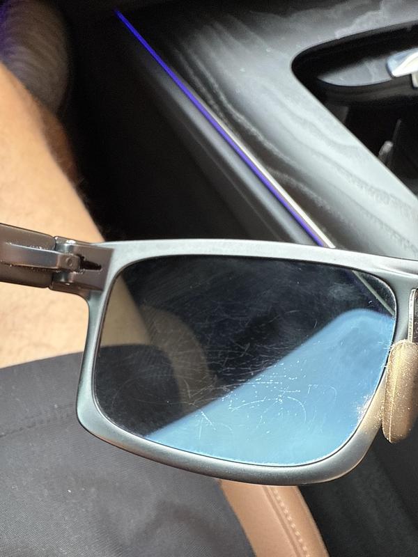 Review Thumbnail Image 0 353876755