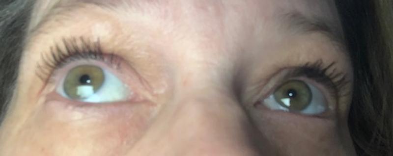 day 2 of wearing the mascara