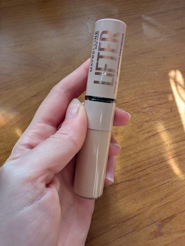 The Maybelline Lifter Concealer is a great new addition to my makeup routine! It feels light on my skin once applied, while also providing great coverage!!