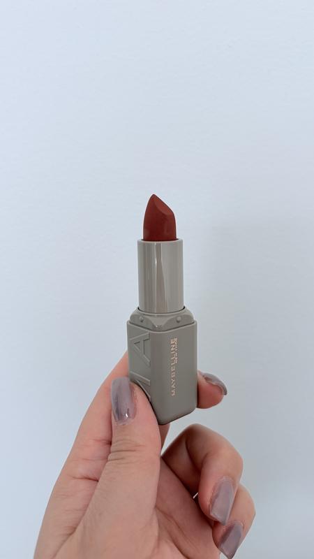 Lippy that sticky