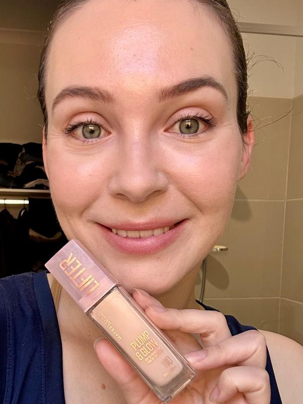 Wearing the pump and glow foundation