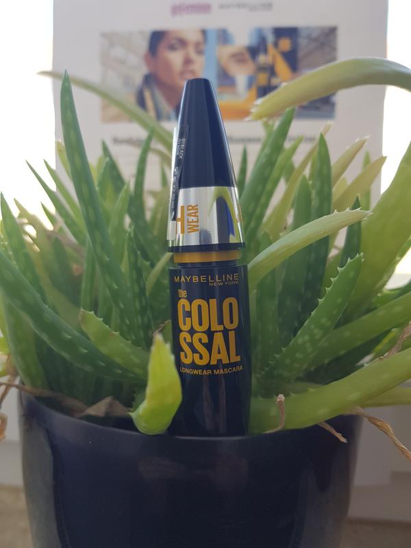 The Colossal Longwear Mascara