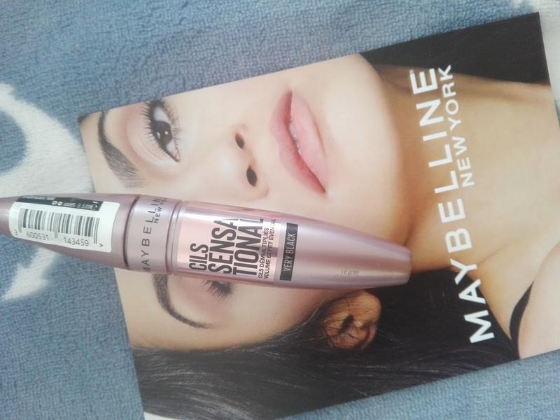 Maybelline New York Lash Sensational Voller Wimpern Facher Mascara In Very Black Waterproof Online Kaufen Rossmann De