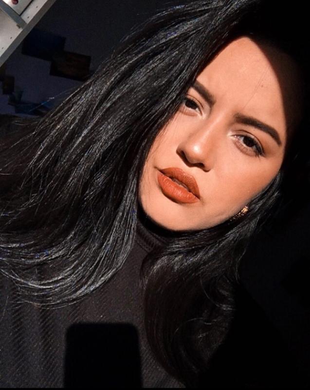 Maquillaje con productos de maybelline