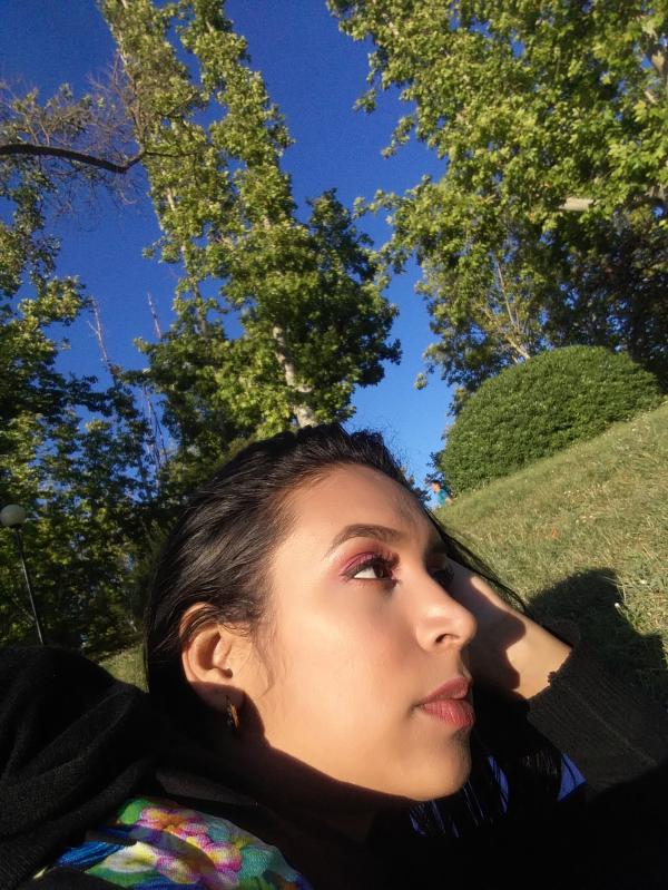 Que resalte mi maquillaje como también mis pestañas