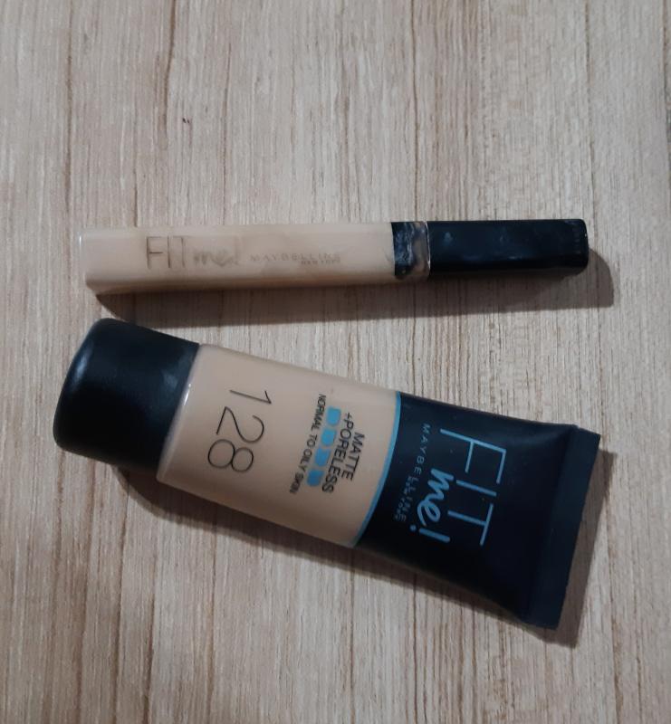 Mi corrector y su fiel compañero, ambos imprescindibles.