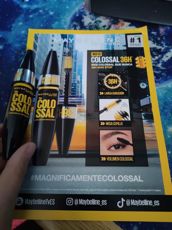 mascara magnificamente colossal