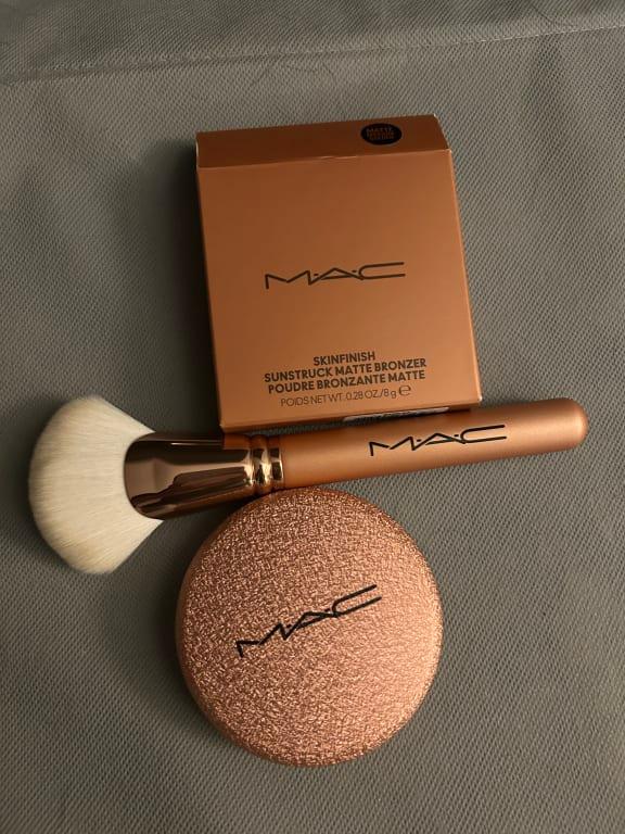 MAC 143S Fan Brush | ASOS