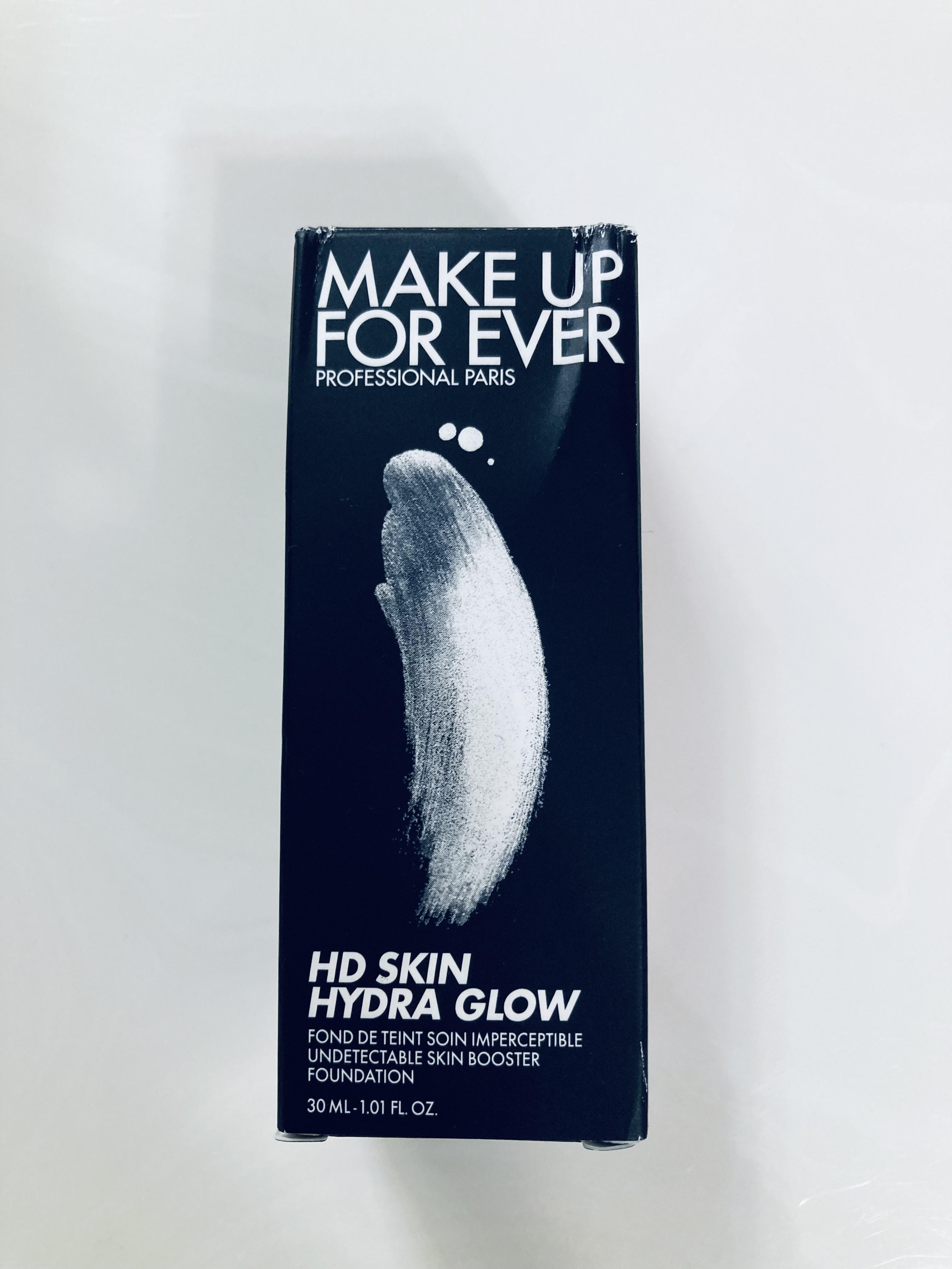 Shop Now HD Skin Hydra Glow Foundation | Make Up For Ever UAE