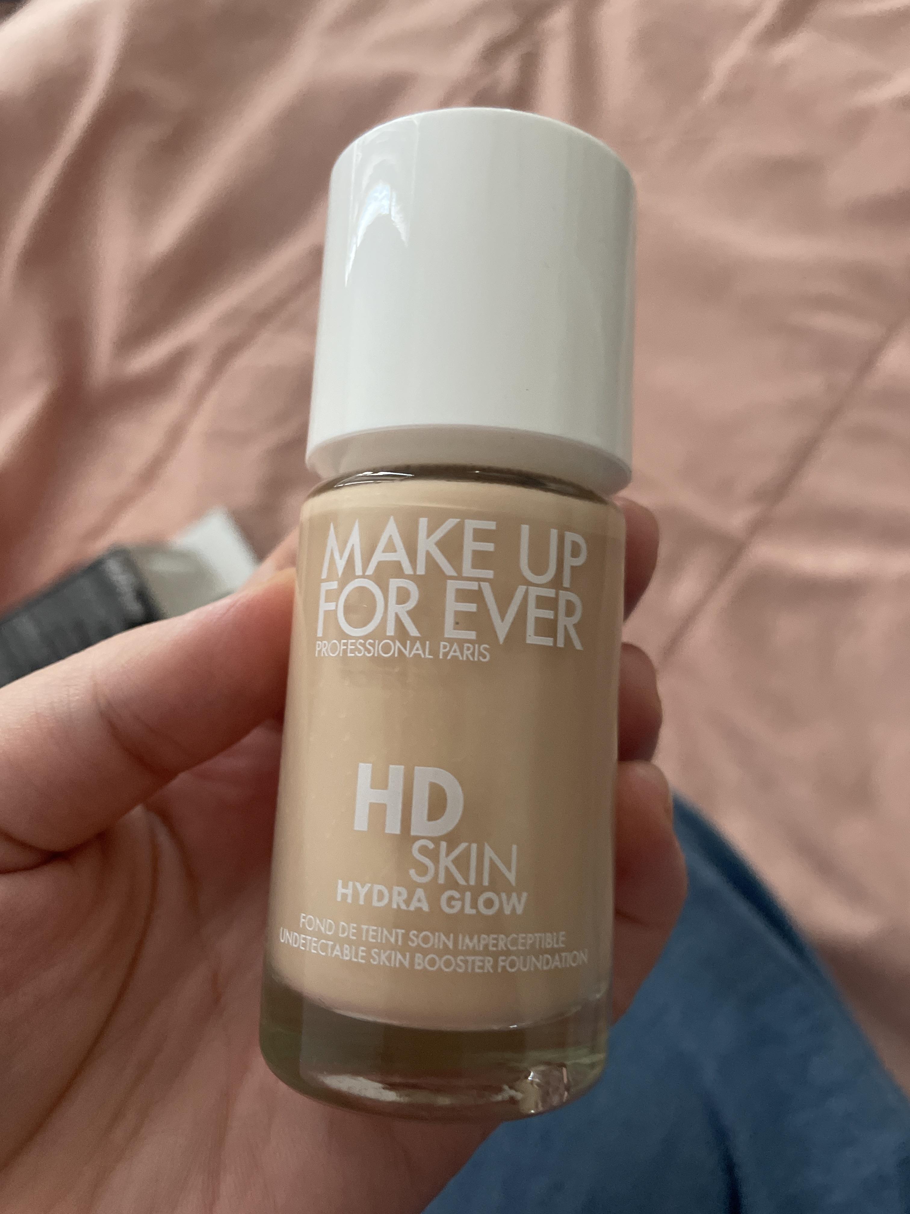 Shop Now HD Skin Hydra Glow Foundation | Make Up For Ever UAE
