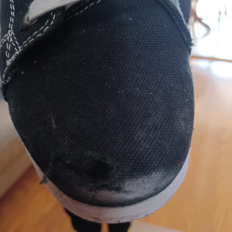 safety shoes worn for 2 weeks only