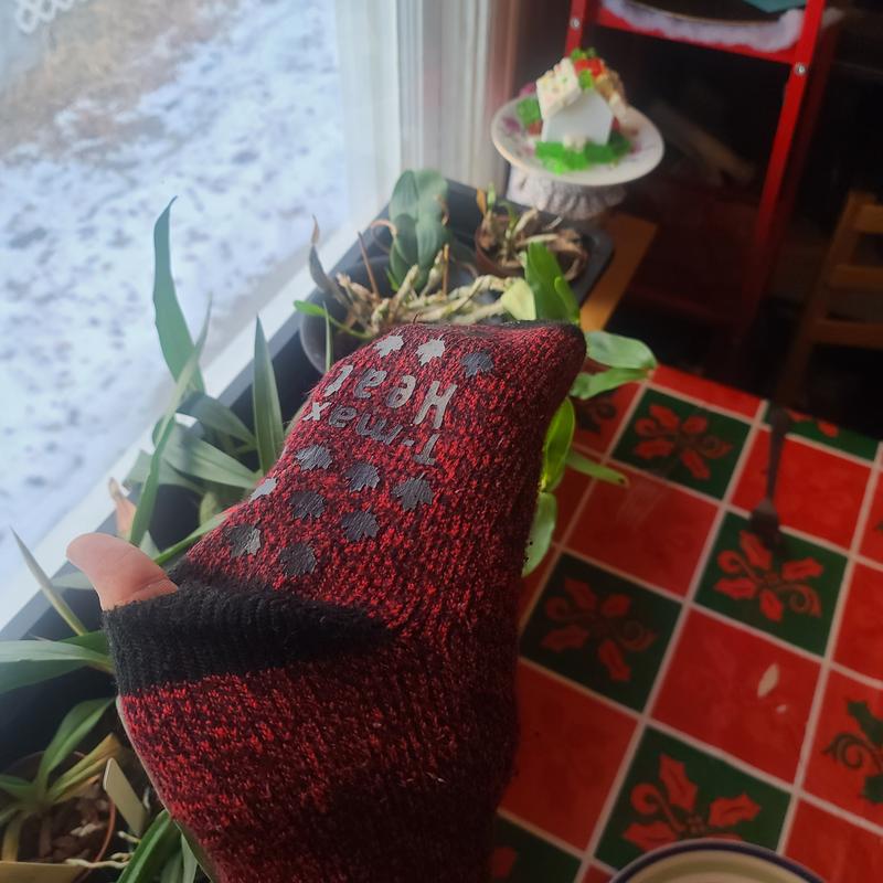 Note hiw new the grip still is