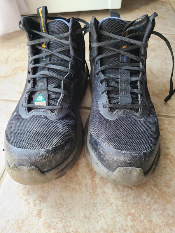 This shows the wear after 1 year of warehouse work. They do hold dust/dirt on the material but clean up well with a damp cloth. A quick wipe and the look pretty good.