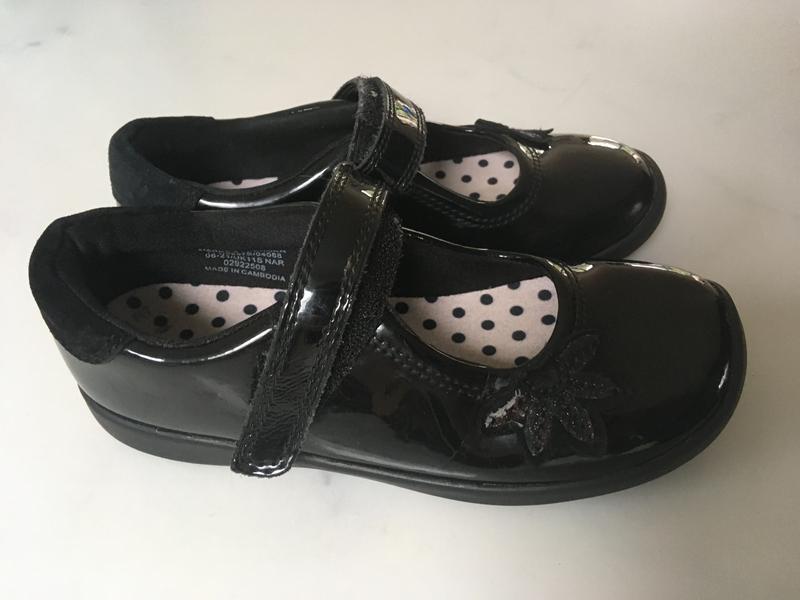 Kids Girls back to school hook and hoop Patent PU shoes size UK 8-2 