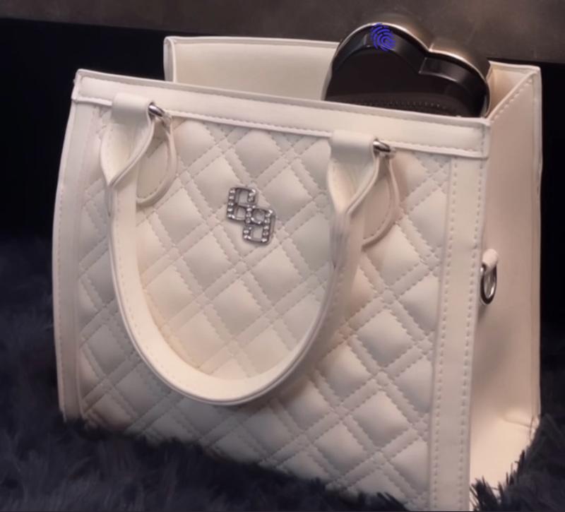 GGストーンキルティングBOX BAG｜ジェイダ（GYDA）公式通販｜RUNWAY