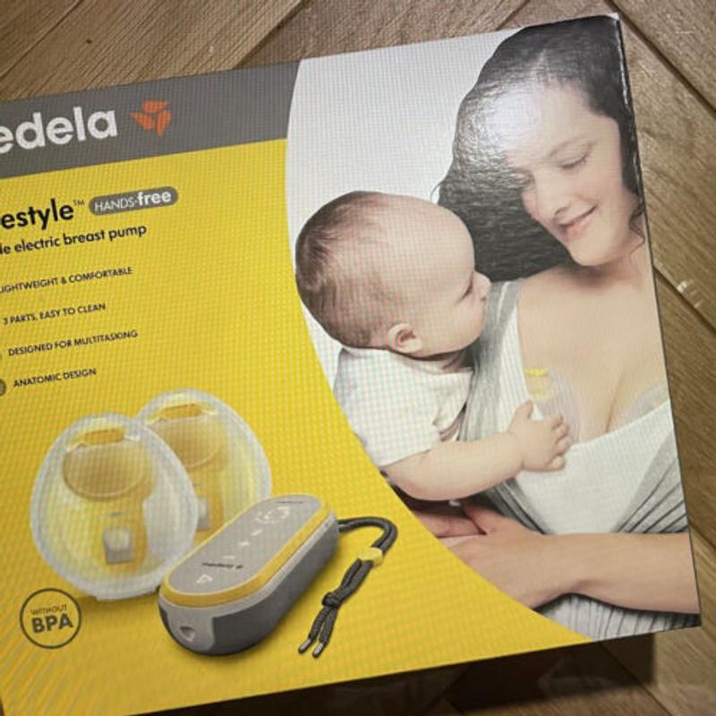 Rent Medela Baby Weigh Scale In New York or pick up from our