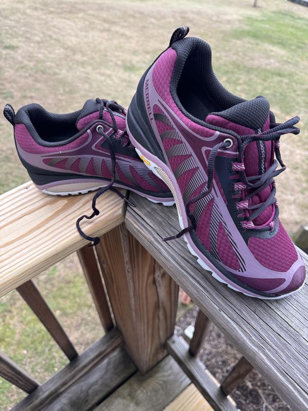 Review Thumbnail Image 0 375496127