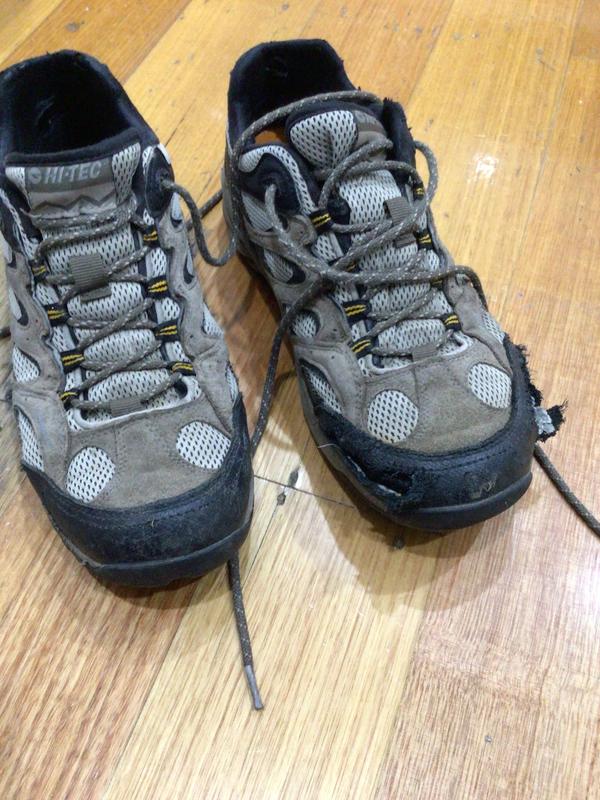 Merrell Men's Alverstone 2 Hiking Shoe, Boulder/Brin, 7 Wide : :  Clothing, Shoes & Accessories