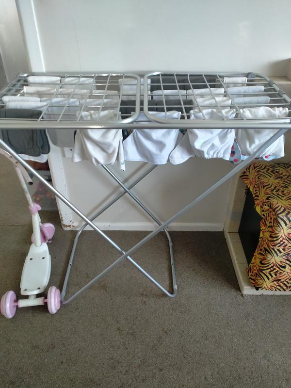 Clothes drying best sale rack mitre 10