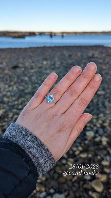 Halo on sale aquamarine ring