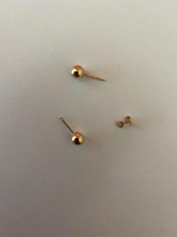 5mm Ball Stud Earrings in 10kt White Gold